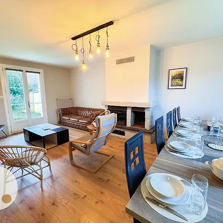 Casa vacanze Tranquiloue - Grande Maison Spacieuse - Puydufou *